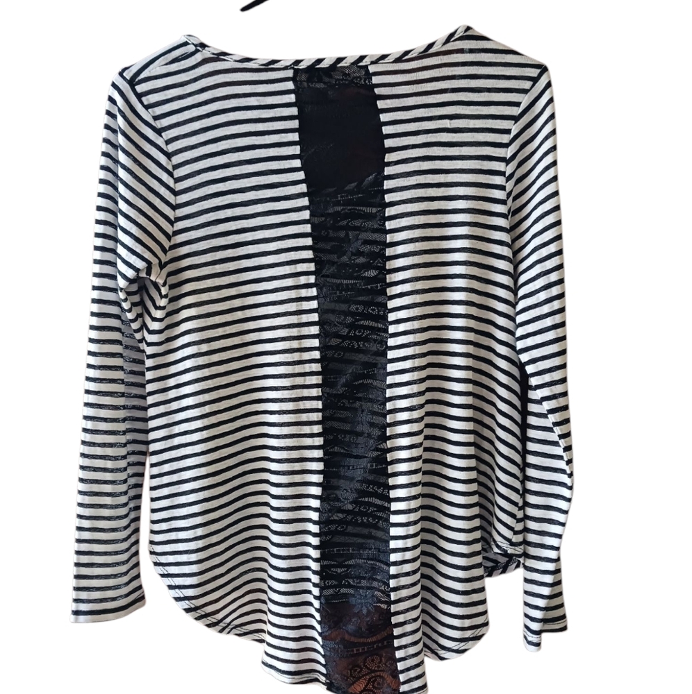 Vintage Havana Black and White Striped Tee - Picture 2 of 11